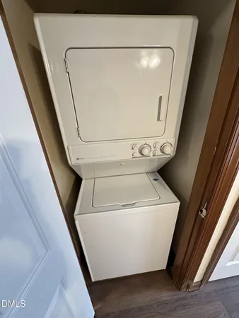 $975 | 3532 Ivy Commons Drive, Unit 101, Raleigh, NC 27606