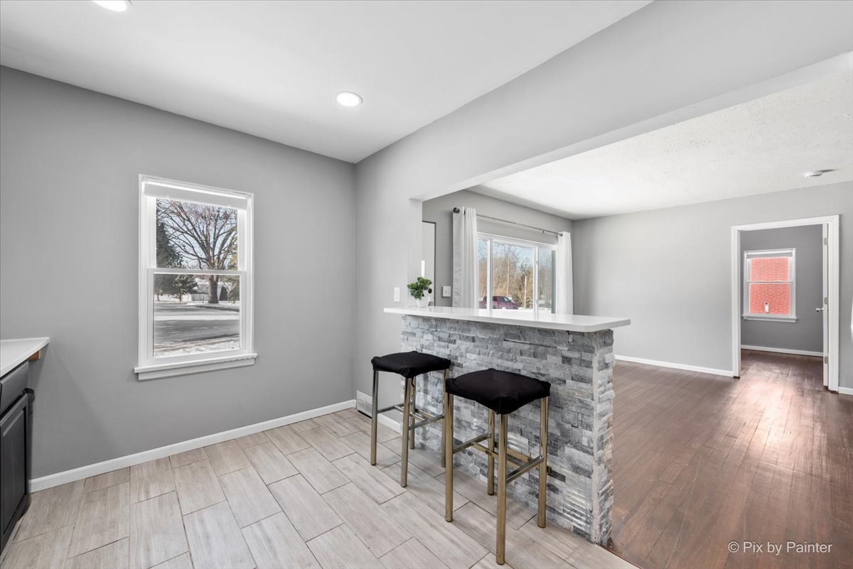 2629 North McAree Road Waukegan, IL 60087 - Photo 10 of 28 a workspace with wooden floor