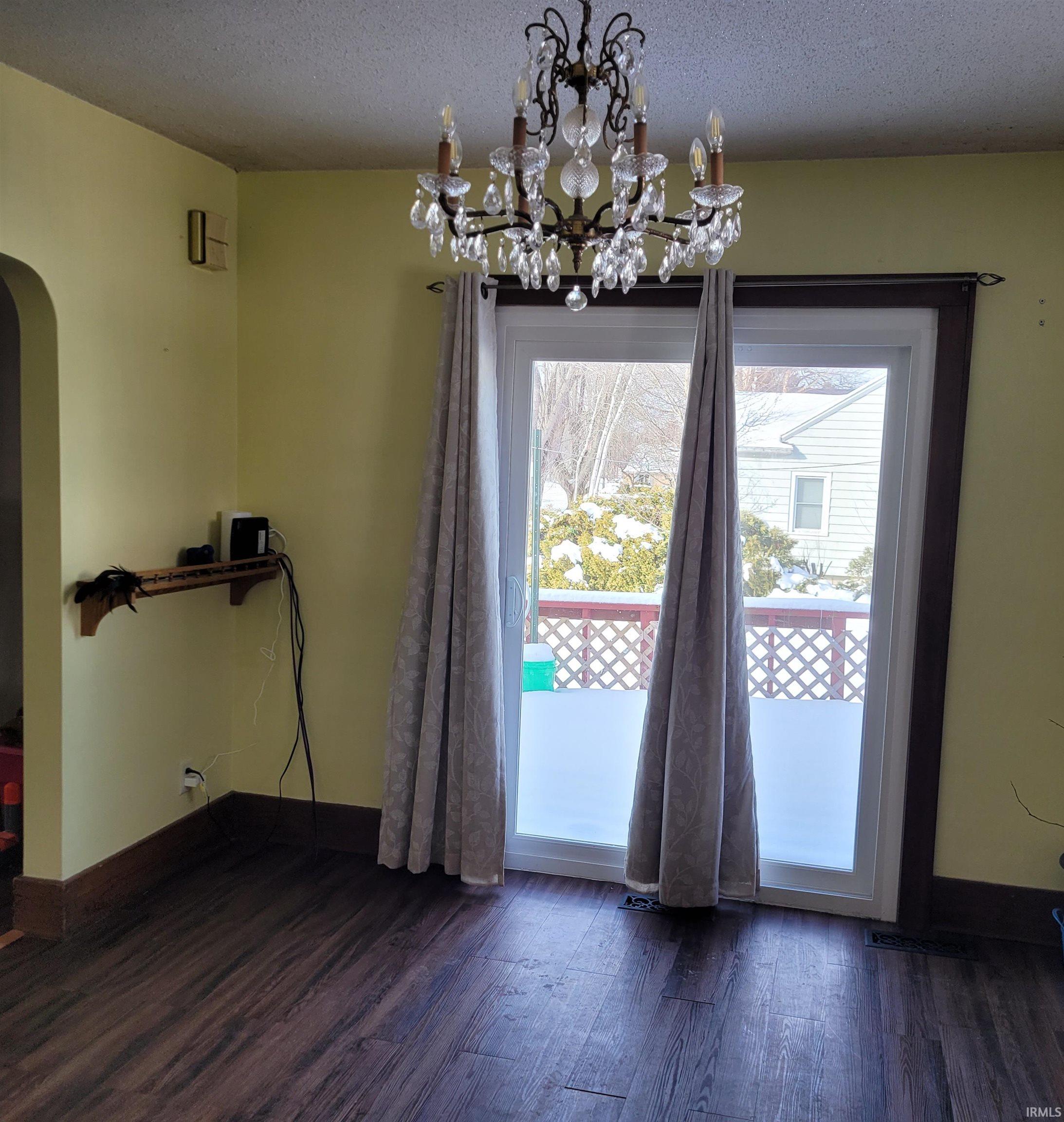 10421 Main Street Leo, IN 46765 - Photo 7 of 22