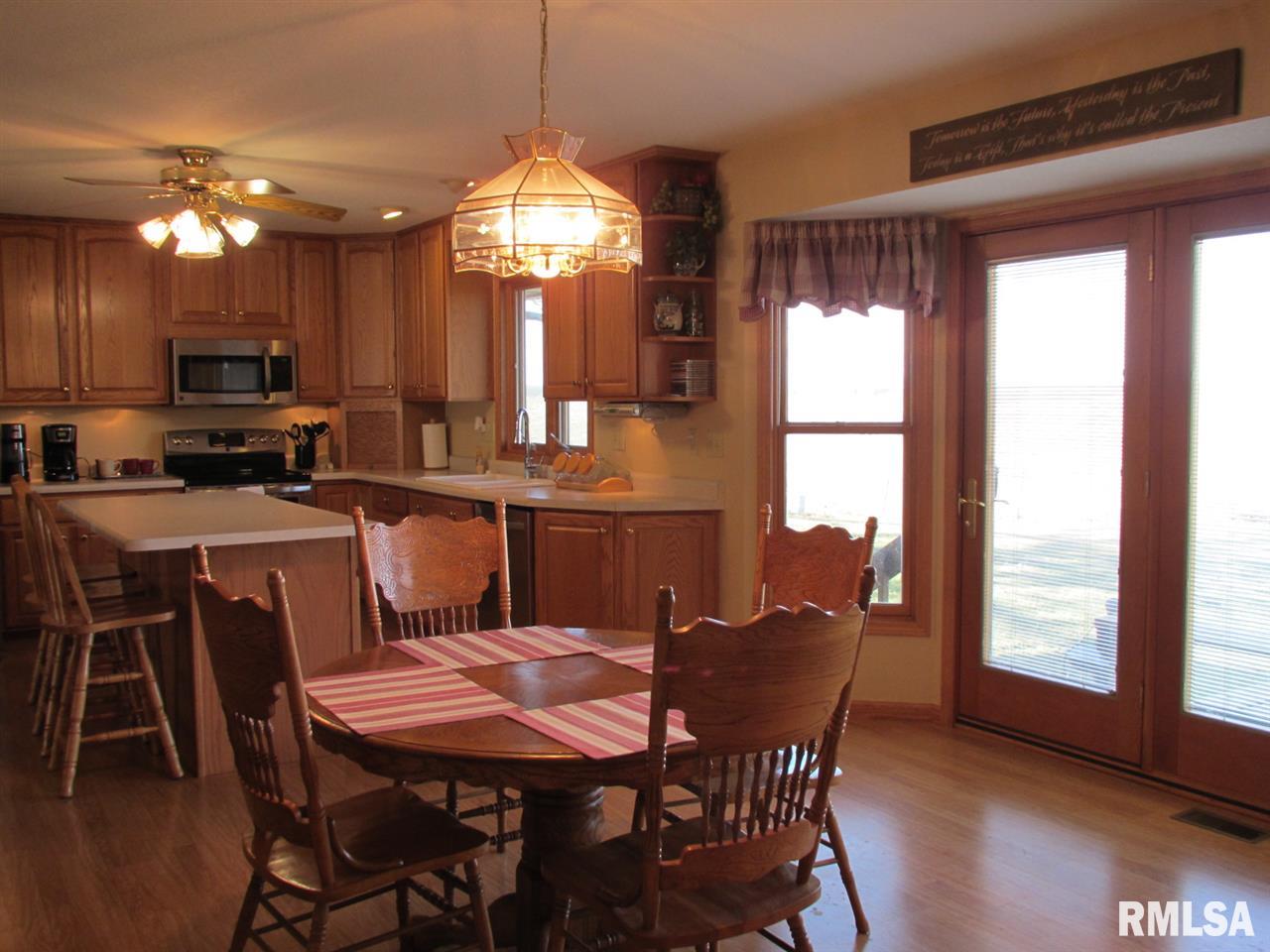 418 Ridge Drive Geneseo, IL 61254 - Photo 13 of 24 Gallery Image 13