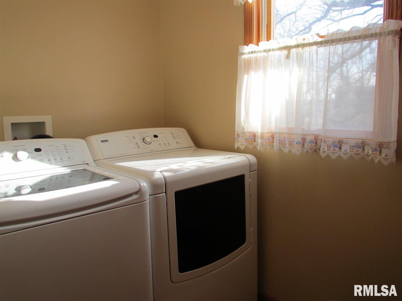 418 Ridge Drive Geneseo, IL 61254 - Photo 22 of 24 Gallery Image 22