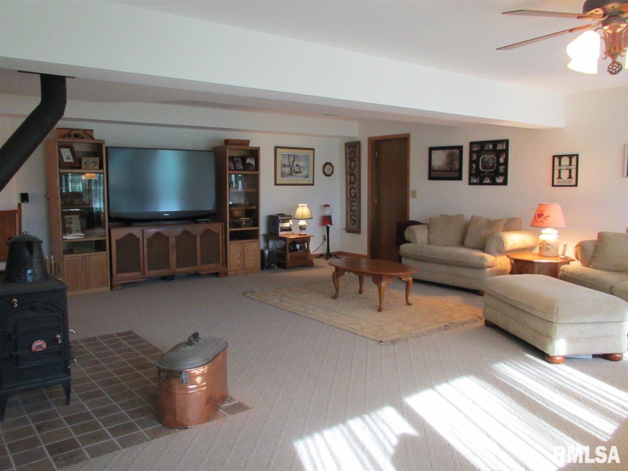418 Ridge Drive Geneseo, IL 61254 - Photo 23 of 24 Gallery Image 23