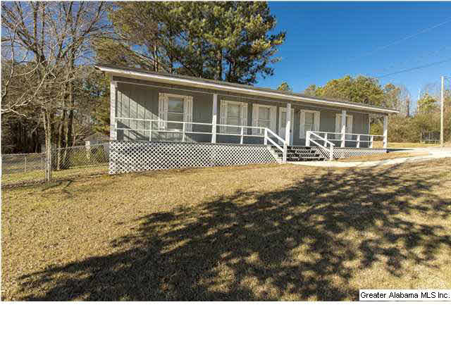 70 Beck Green Road Warrior, AL 35180 - Photo 2 of 17