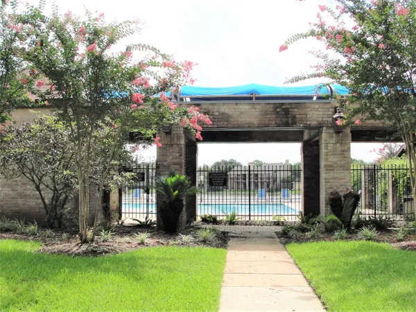 $1,850 | 2510 Grants Lake Boulevard, Unit 56, Sugar Land, TX 77479