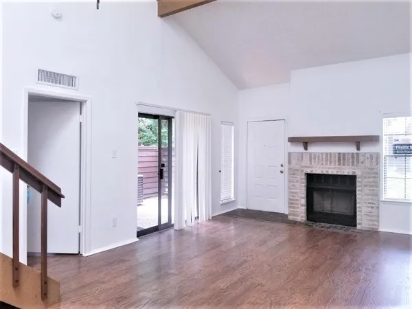 $1,850 | 2510 Grants Lake Boulevard, Unit 56, Sugar Land, TX 77479