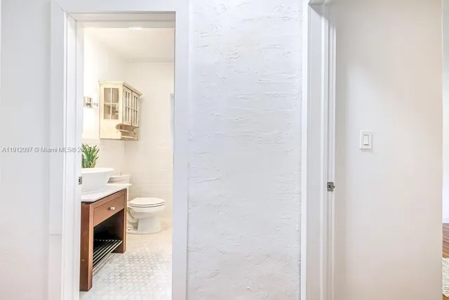 $865,000 | 114 Northeast 107th Street, Miami Shores, FL 33161