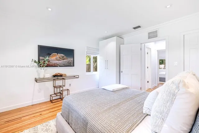 $865,000 | 114 Northeast 107th Street, Miami Shores, FL 33161