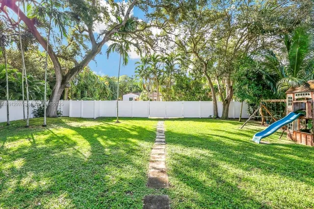 $865,000 | 114 Northeast 107th Street, Miami Shores, FL 33161