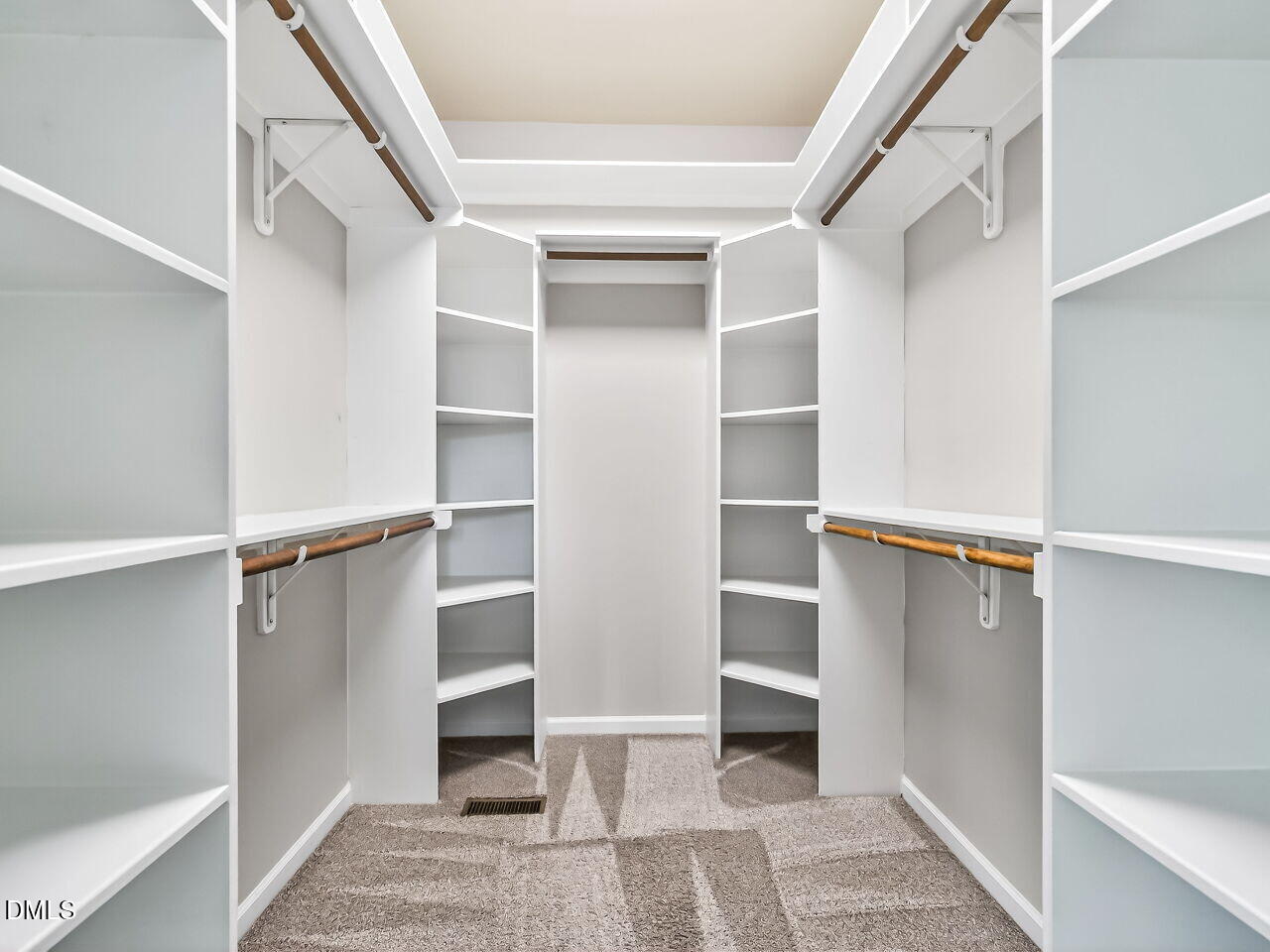 5617 Wade Park Boulevard Raleigh, NC 27607 - Photo 19 of 31 019-1280x960-closet