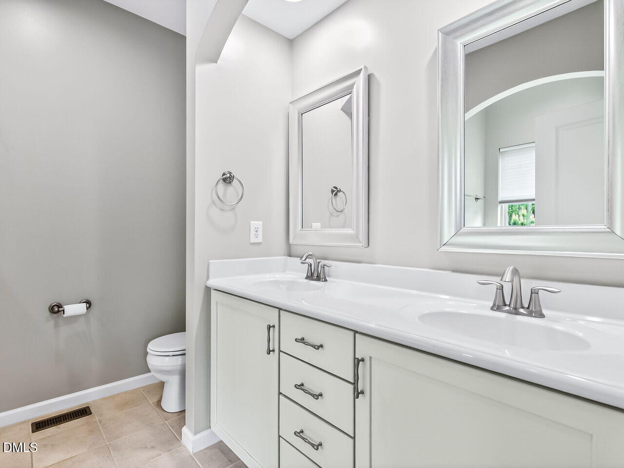 5617 Wade Park Boulevard Raleigh, NC 27607 - Photo 20 of 31 020-1280x960-primary-bathroom