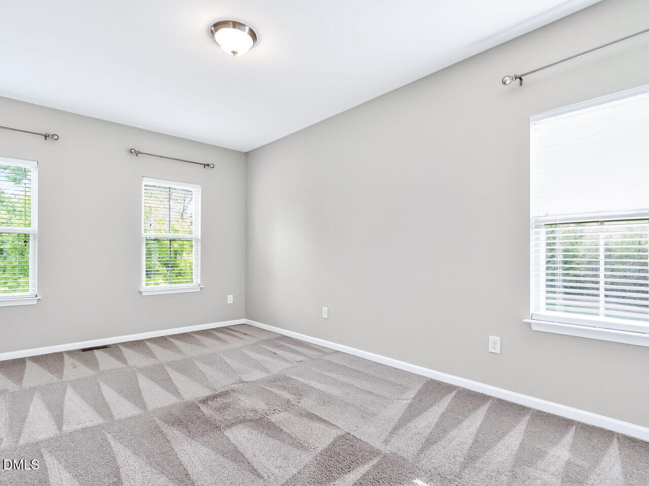 5617 Wade Park Boulevard Raleigh, NC 27607 - Photo 22 of 31 022-1280x960-bedroom