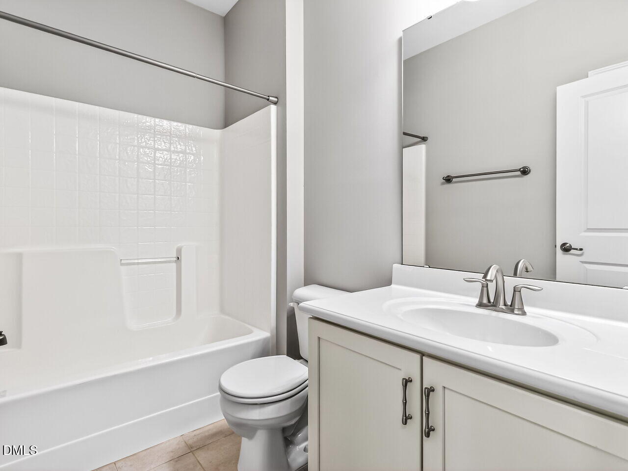 5617 Wade Park Boulevard Raleigh, NC 27607 - Photo 24 of 31 024-1280x960-bathroom