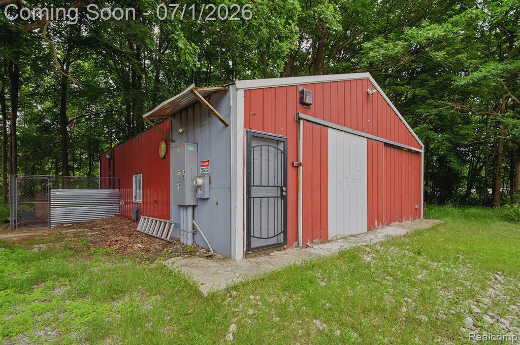 4762 Lonsberry Road Columbiaville, MI 48421 - Photo 32 of 36