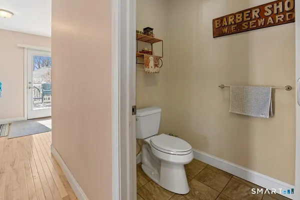 $675,000 | 7 Pratte Lane, Wolcott, CT 06716