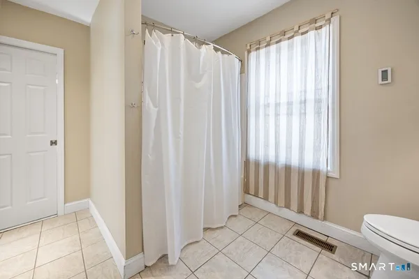 $675,000 | 7 Pratte Lane, Wolcott, CT 06716