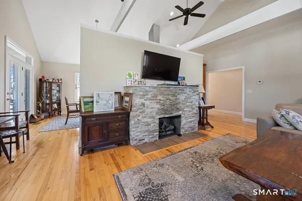 $675,000 | 7 Pratte Lane, Wolcott, CT 06716