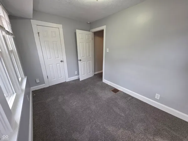 $1,100 | 21 South Spencer Avenue, Indianapolis, IN 46219