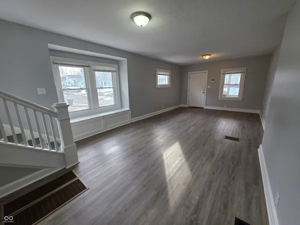 $1,100 | 21 South Spencer Avenue, Indianapolis, IN 46219