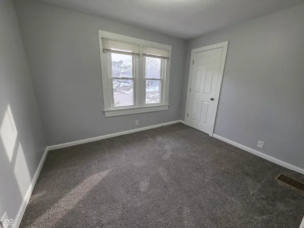 $1,100 | 21 South Spencer Avenue, Indianapolis, IN 46219