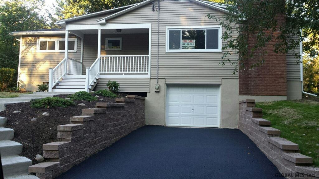 184 Summit Avenue Rensselaer, NY 12144 - Photo 1 of 25 Photo 1