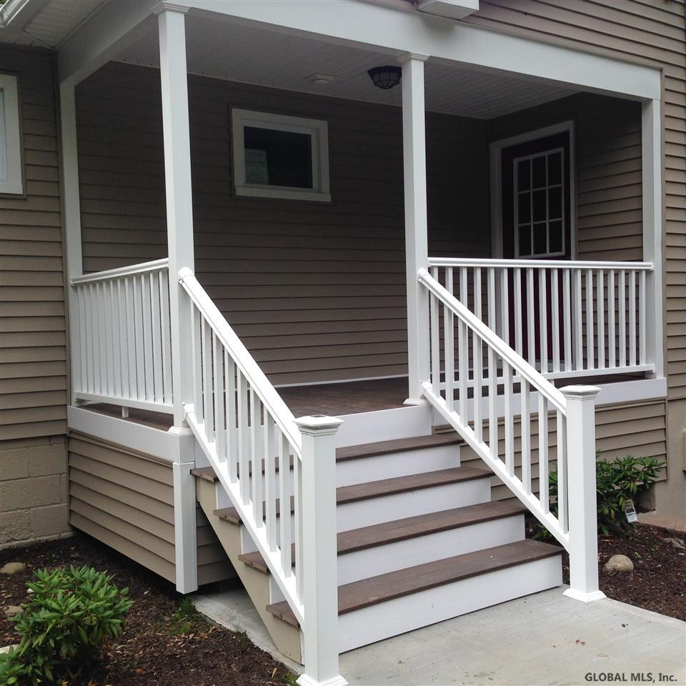 184 Summit Avenue Rensselaer, NY 12144 - Photo 3 of 25 Photo 3