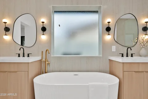 $1,300,000 | 2602 North 82nd Street, Scottsdale, AZ 85257