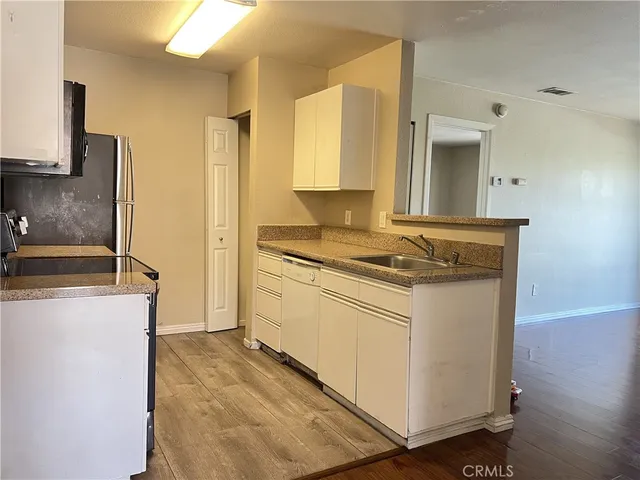 $2,000 | 1265 Kendall Drive, Unit 1712, San Bernardino, CA 92407