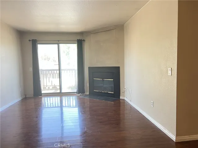 $2,000 | 1265 Kendall Drive, Unit 1712, San Bernardino, CA 92407