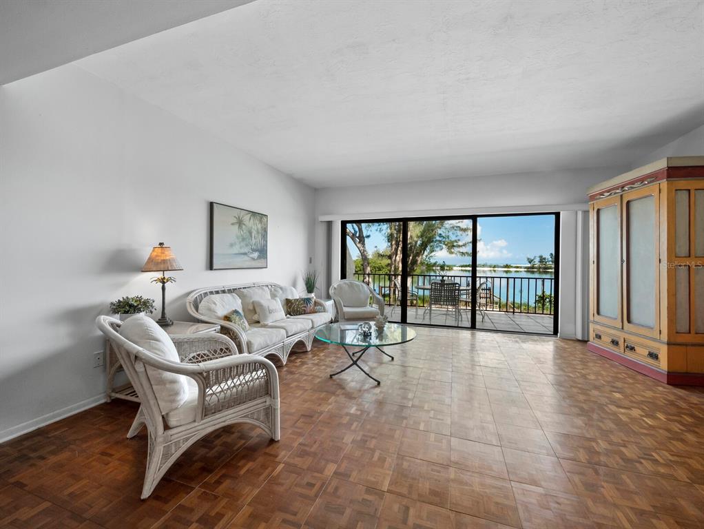 490 North Shore Road, Unit 6 Longboat Key, FL 34228 - Photo 14 of 67