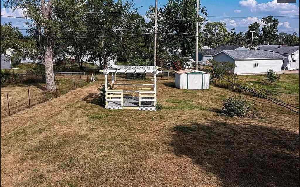 3530 Oakland Road Northeast Cedar Rapids, IA 52402 - Photo 12 of 14 Gallery Image 12