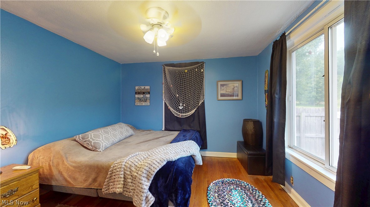 956 Braun Road Belpre, OH 45714 - Photo 33 of 44 1ST FLOOR MAIN BEDROOM