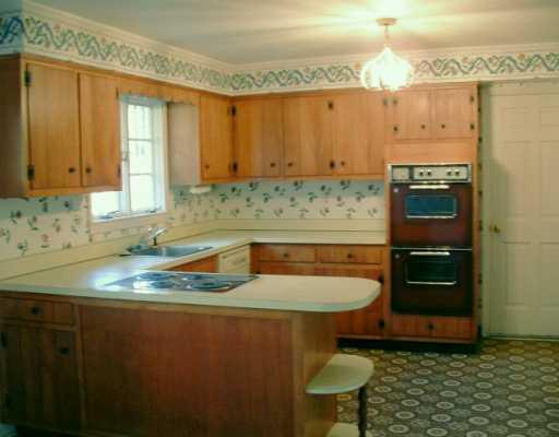 1622 Powers Run Road Fox Chapel, PA 15238 - Photo 2 of 5 Kitchen.