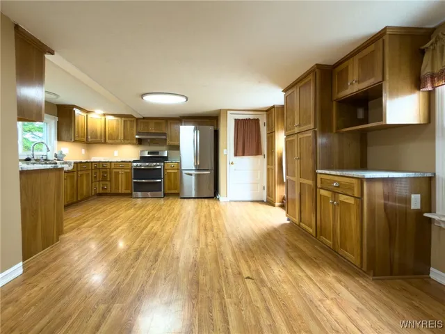 $150,000 | 1829 West Avenue, Marilla, NY 14102