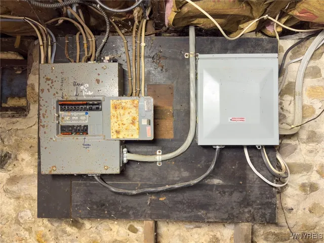 $150,000 | 1829 West Avenue, Marilla, NY 14102