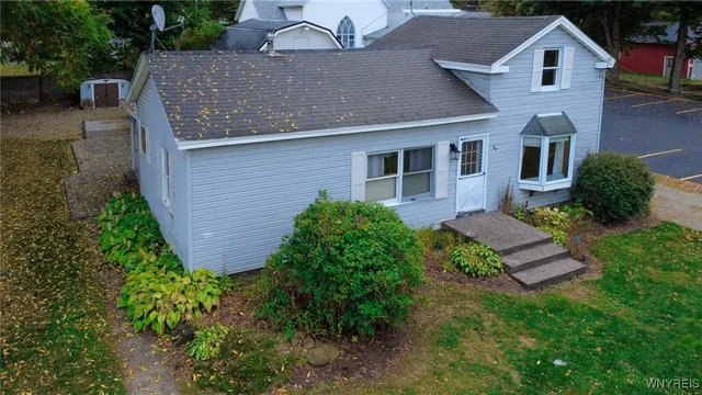 $150,000 | 1829 West Avenue, Marilla, NY 14102