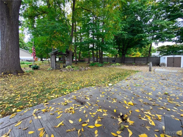 $150,000 | 1829 West Avenue, Marilla, NY 14102