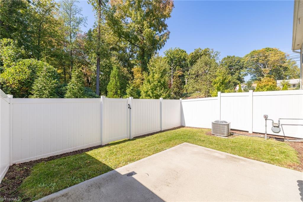 824 Riley Lane Greensboro, NC 27455 - Photo 25 of 27 Gallery Image 25
