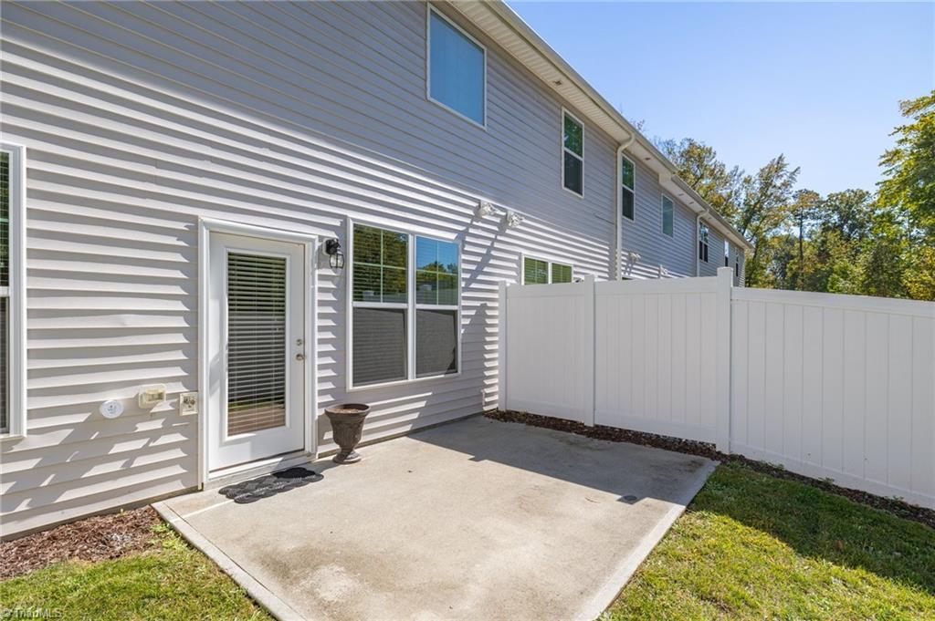 824 Riley Lane Greensboro, NC 27455 - Photo 26 of 27 Gallery Image 26
