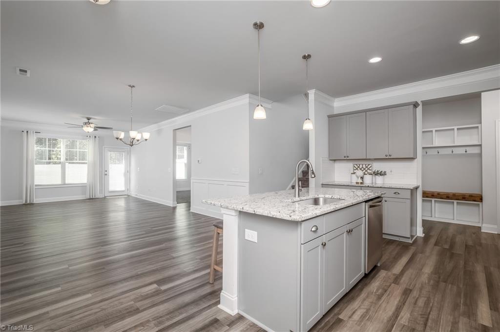 824 Riley Lane Greensboro, NC 27455 - Photo 5 of 27 Gallery Image 5
