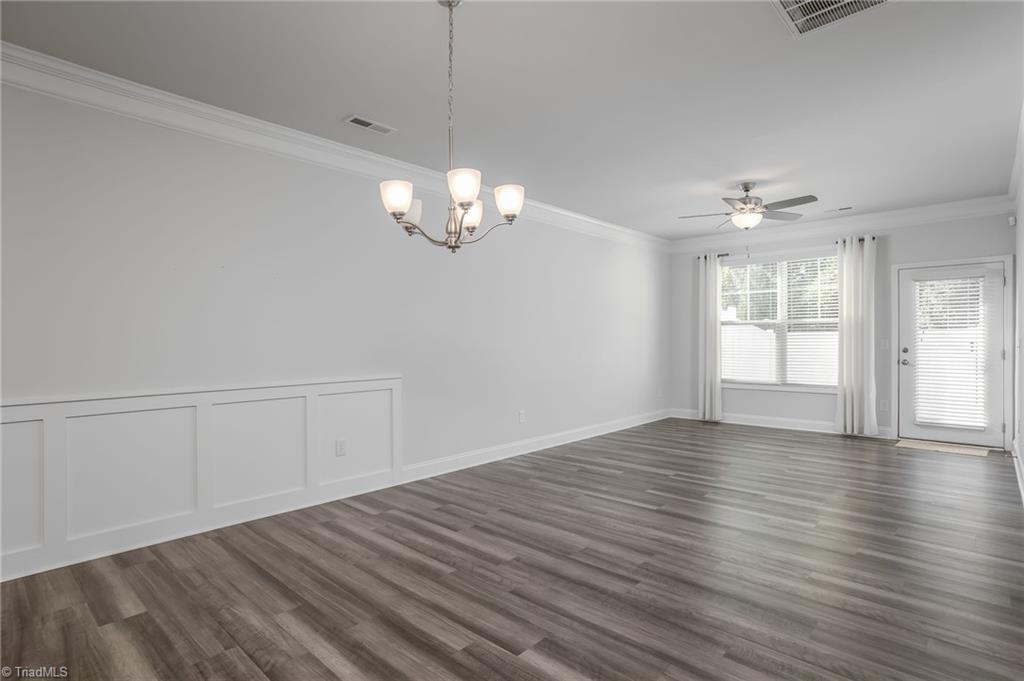 824 Riley Lane Greensboro, NC 27455 - Photo 8 of 27 Gallery Image 8