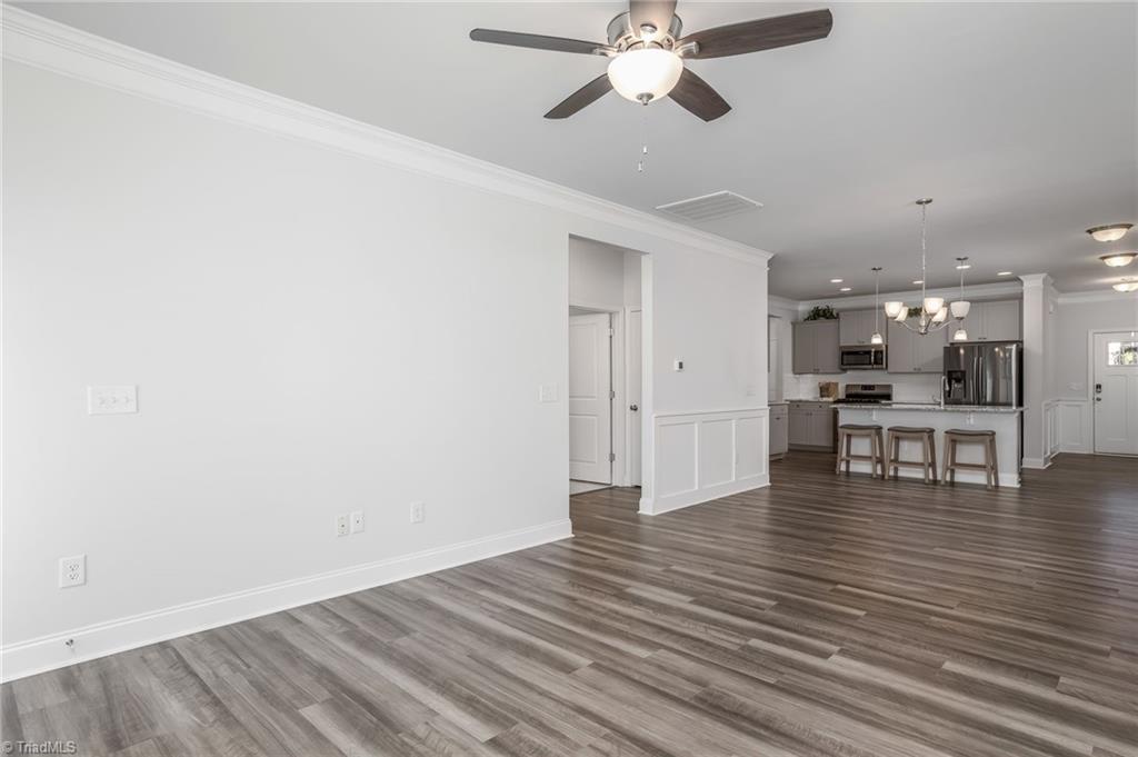 824 Riley Lane Greensboro, NC 27455 - Photo 10 of 27 Gallery Image 10