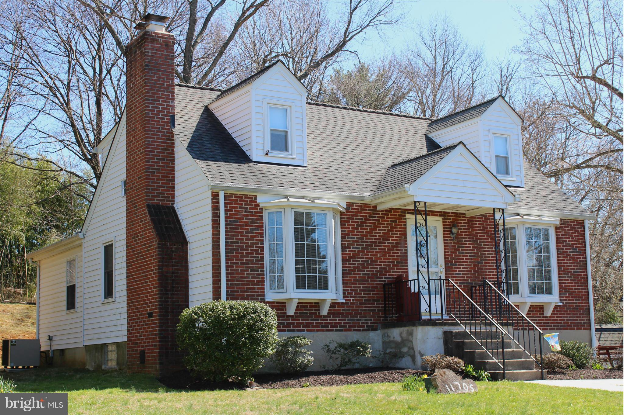 11705 Hillside Road Kingsville, MD 21087 - Photo 1 of 30 Left Front View