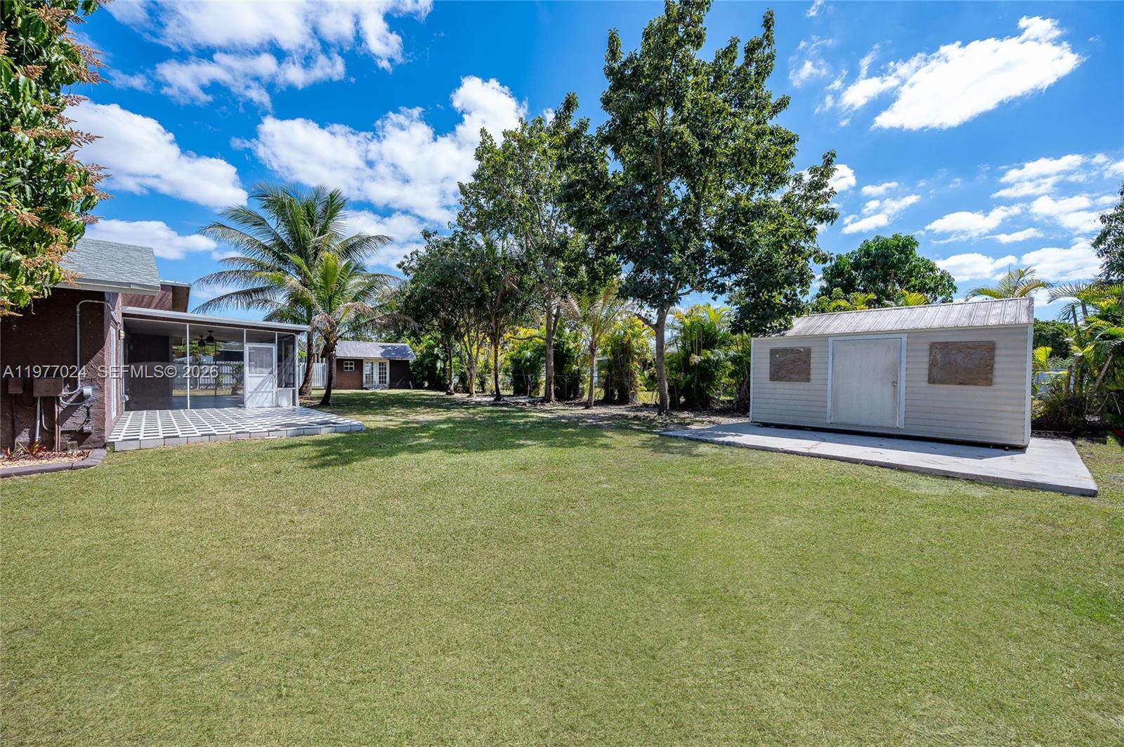 12930 Southwest 190th Street Miami, FL 33177 - Photo 31 of 33