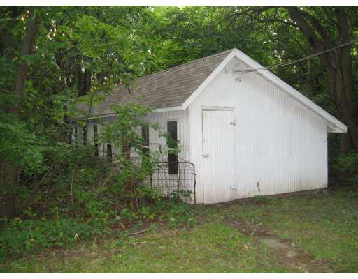 60535 Mayflower Road South Bend, IN 46614 - Photo 3 of 7 Gallery Image 3