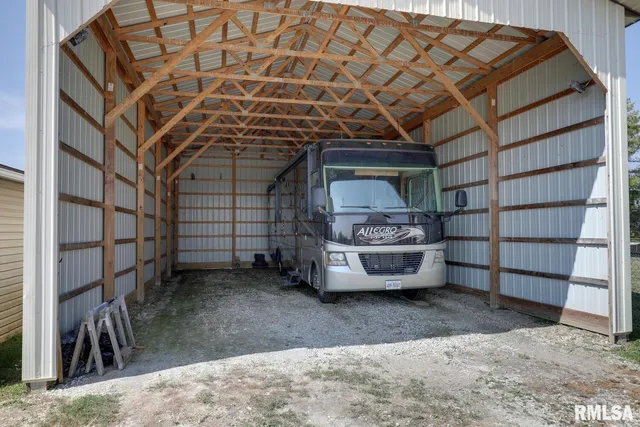 $210,000 | 1295 West Lakeshore Drive, Fowler, IL 62338