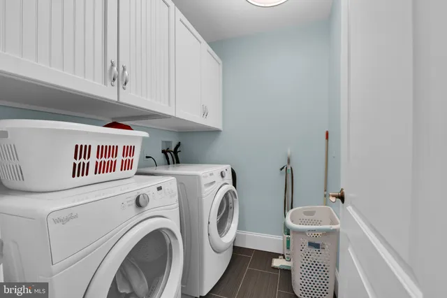 $3,000,000 | 32 Stonehill Drive, Mohnton, PA 19540