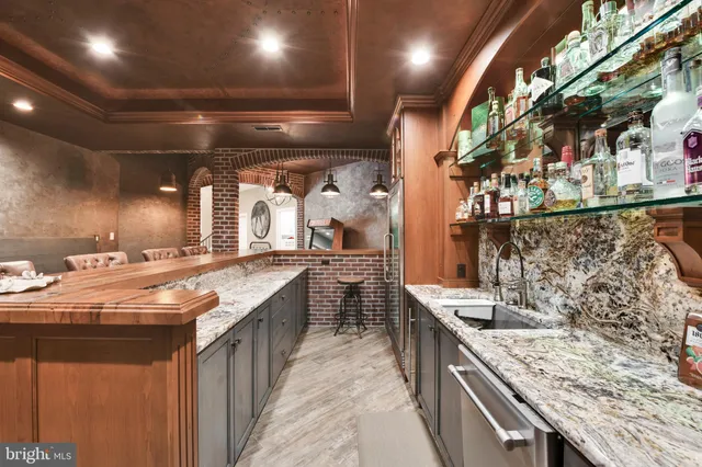 $3,000,000 | 32 Stonehill Drive, Mohnton, PA 19540