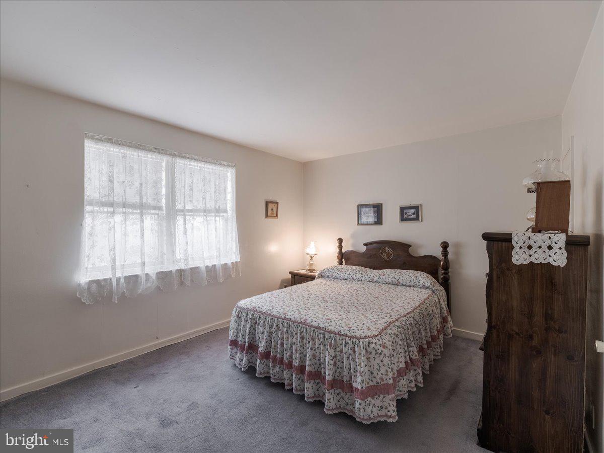 9214 Annapolis Road Philadelphia, PA 19114 - Photo 15 of 28 Gallery Image 15