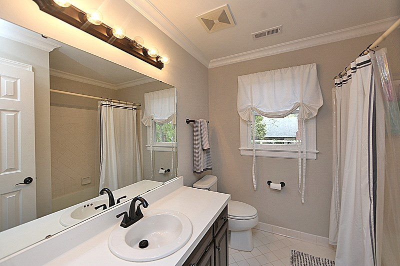 1829 Thorpshire Drive Raleigh, NC 27615 - Photo 14 of 24 Hall Bath