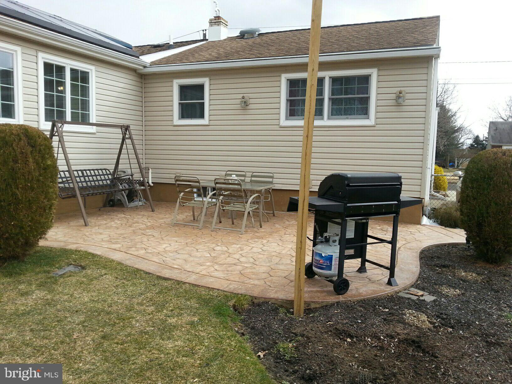 207 Dogwood Road Beverly, NJ 08010 - Photo 23 of 23 Stamped Concrete Patio